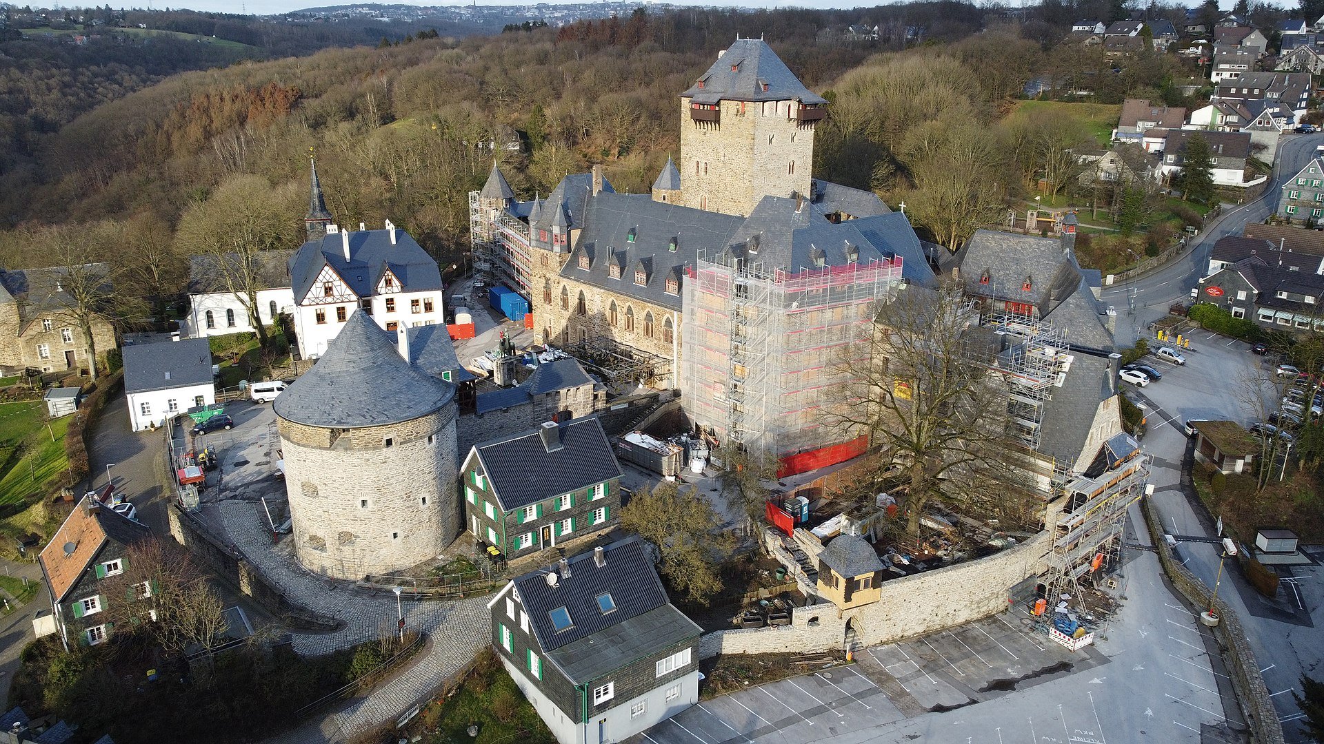 Schloss Burg an der Wupper in Solingen – Häuserhelden, Immobilienmakler in Solingen, dem Firmensitz von Häuserhelden